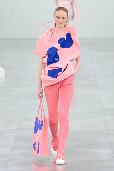 Look 23